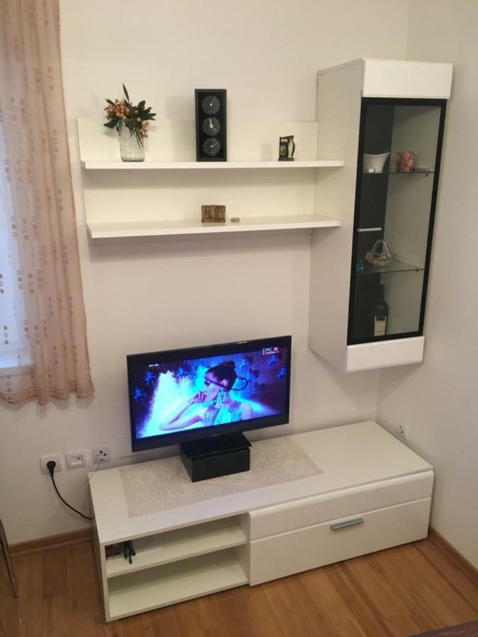 Apartment Tihana Novalja Zewnętrze zdjęcie